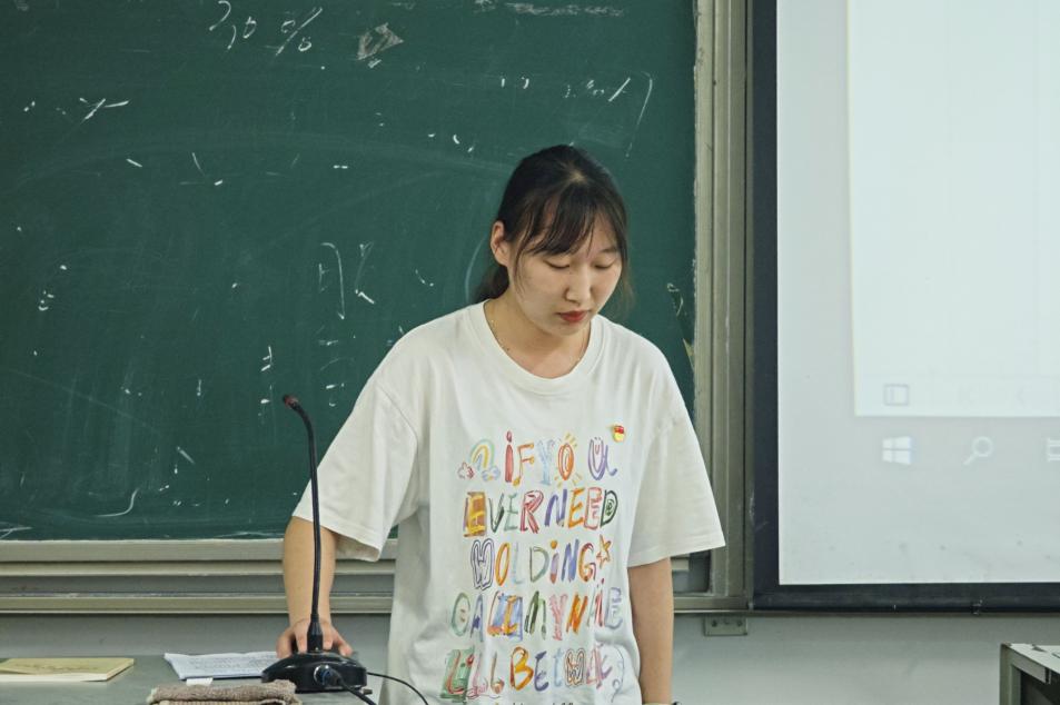 陈颖