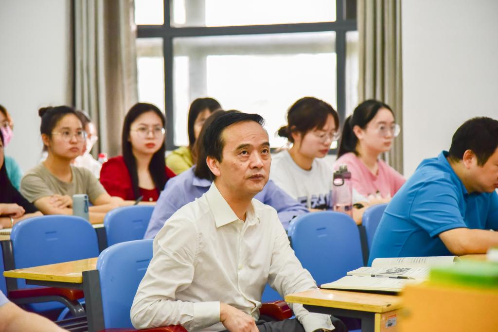 学校开展2021年秋季学期开学教学检查工作